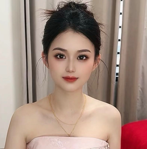 通辽市婚礼化妆师包宏楠