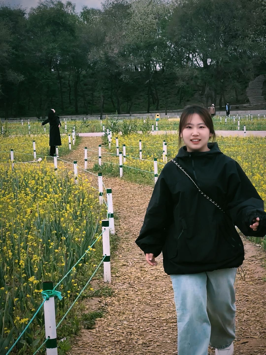 葫芦岛市婚礼伴娘白欣怡